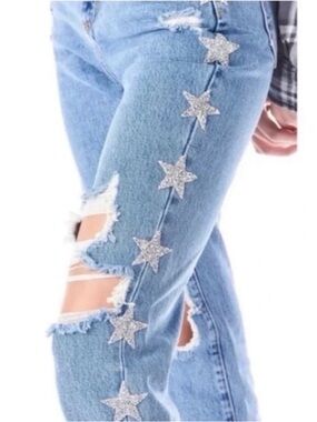 Car Mar Ripped Jeans with Stars